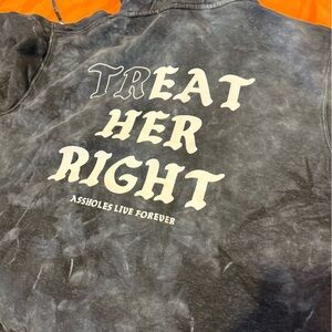 Treat Her Right Graphic Men’s Black Sweatshirt